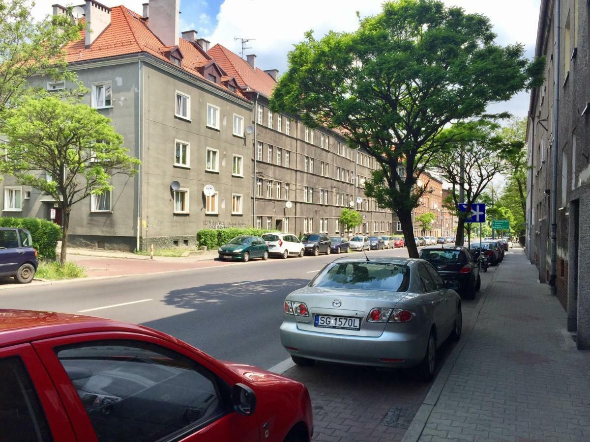 Apartament Joanna Parter Blisko Onkologii I Strefy Ekonomicznej Gliwice Exterior foto